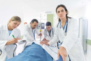 Quais exames o médico clínico geral pode solicitar?